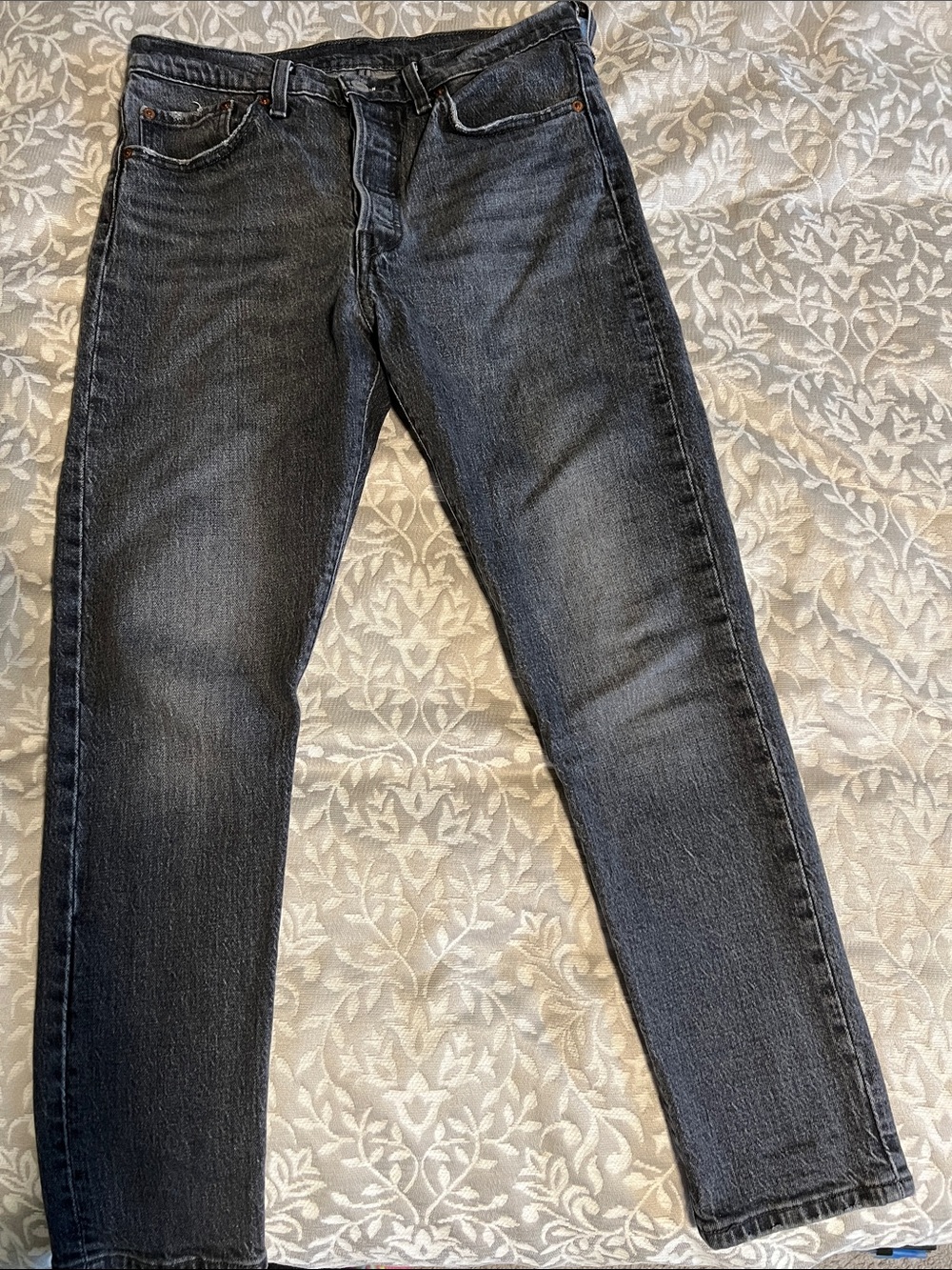 Levi's Women's Skinny Jeans in Washed Black
